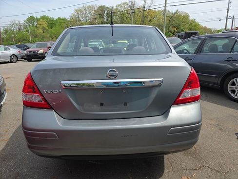 Used 2009 Nissan Versa 1.8 S image 5