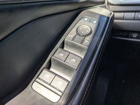 Used 2024 Nissan Rogue SV FWD image 29