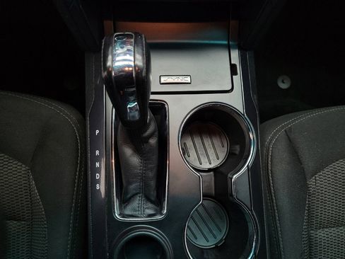 Used 2017 Ford Explorer XLT image 26