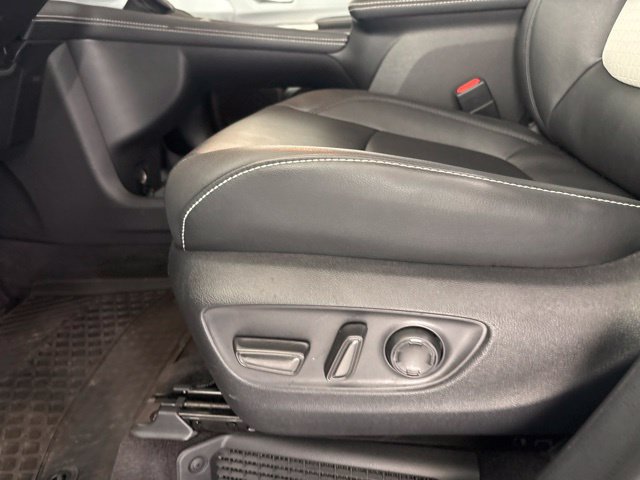 Used 2026 Toyota Sienna AWD image 15