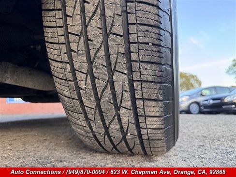 Used 2013 Ford F150 XLT w/ Mid Equipment Group image 33