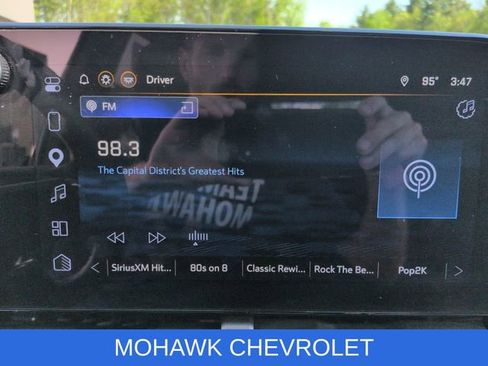Certified 2025 Chevrolet Equinox LT w/ Safety and Technology Package AWD/4WD image 14
