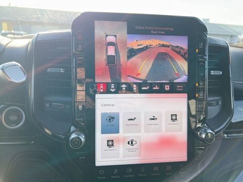 New 2026 RAM 2500 Limited image 32