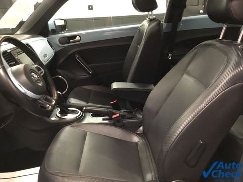 Used 2012 Volkswagen Beetle 2.5 FWD image 20
