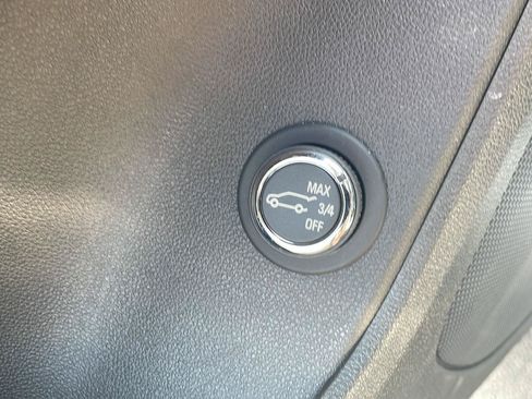 Used 2024 Chevrolet Blazer LT w/ Convenience Package FWD image 12