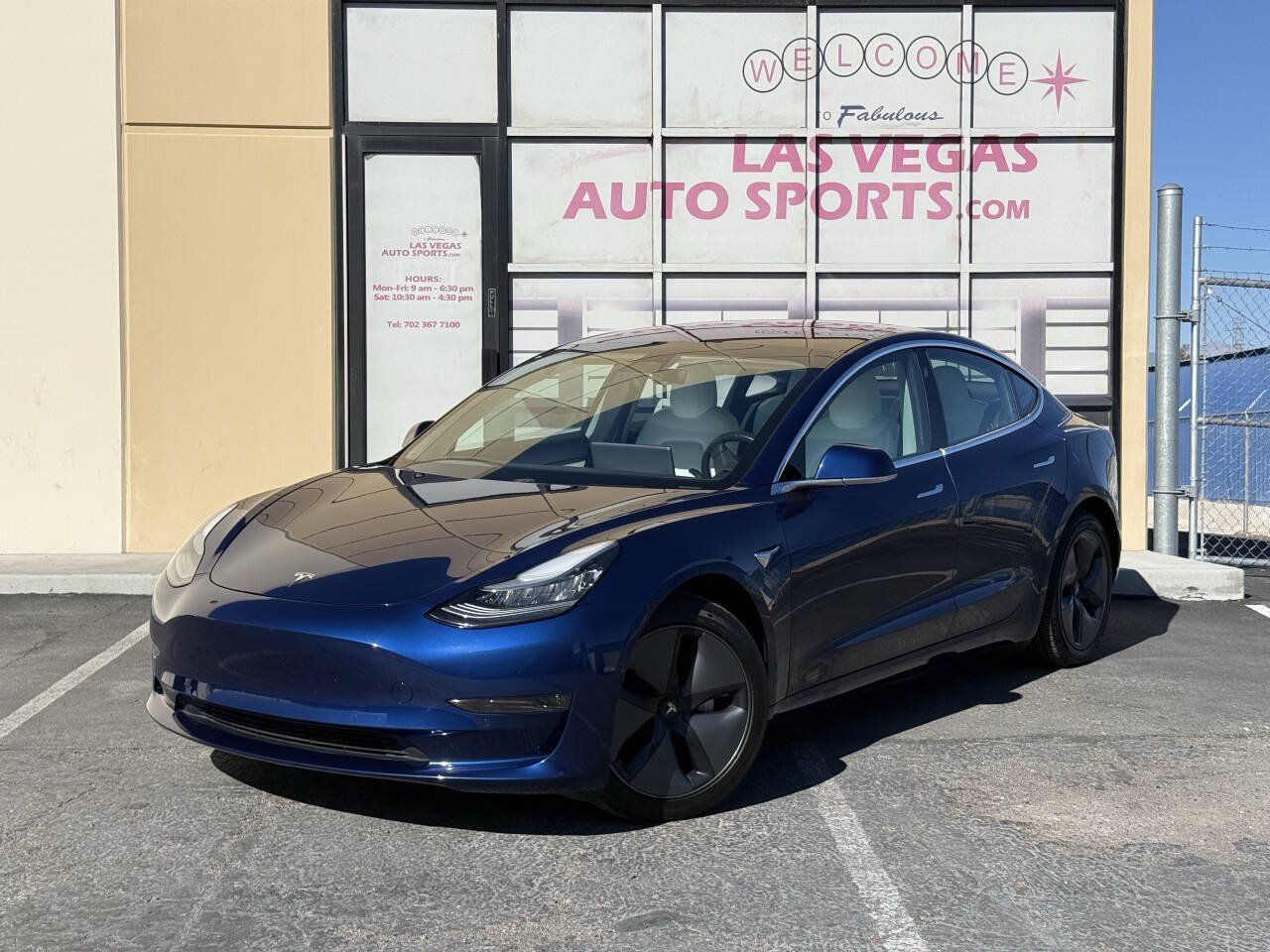 Used 2018 Tesla Model 3 Long Range AWD/4WD image 4
