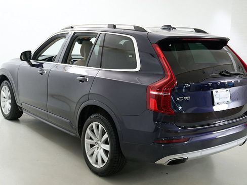 Used 2016 Volvo XC90 T6 Momentum w/ Momentum Plus Package AWD/4WD image 8