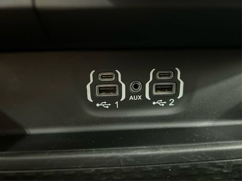 Used 2024 RAM 1500 Big Horn AWD/4WD image 35