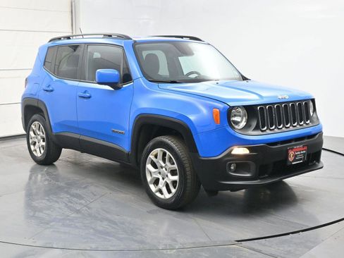 Used 2015 Jeep Renegade Latitude AWD/4WD image 24