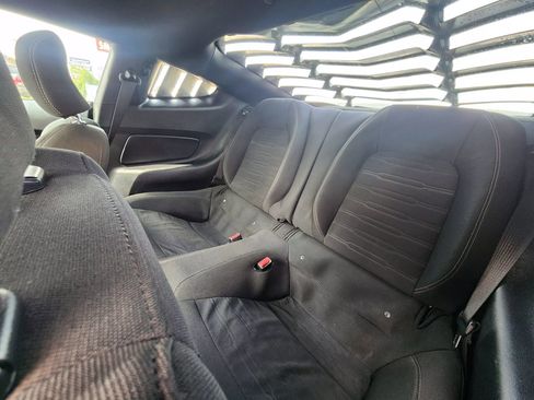 Used 2015 Ford Mustang Coupe image 11