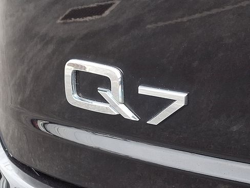 Used 2017 Audi Q7 3.0T Premium Plus image 31