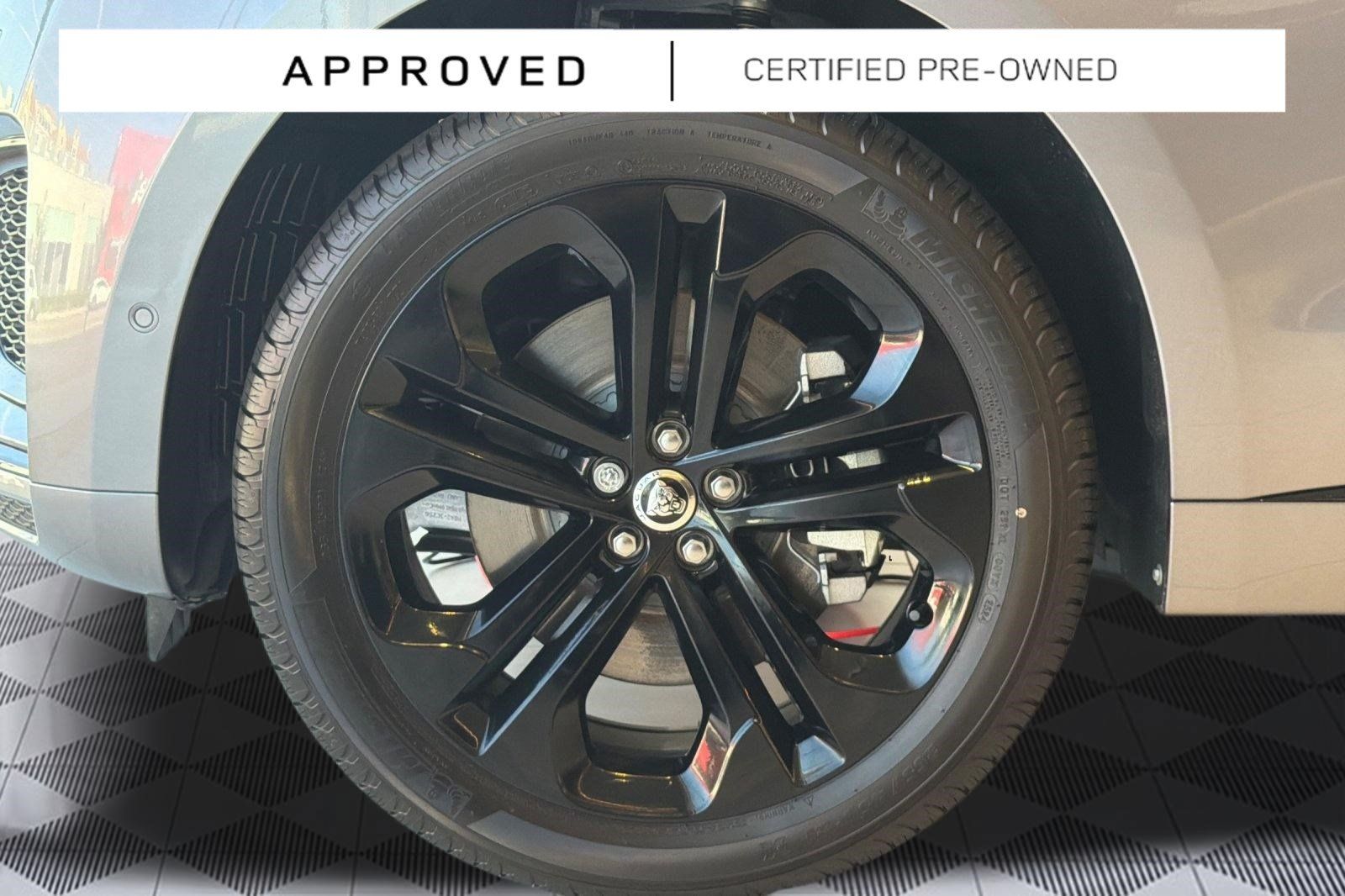 Used 2025 Jaguar F-PACE R-Dynamic S AWD/4WD image 13