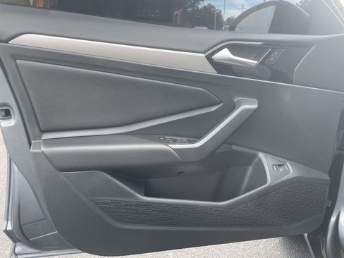 Used 2019 Volkswagen Jetta R-Line FWD image 14
