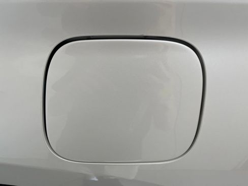 Used 2020 Toyota Highlander Limited AWD/4WD image 42