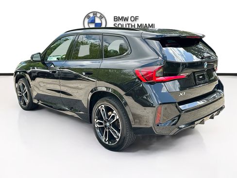 Used 2023 BMW X1 xDrive28i w/ M Sport Package image 5