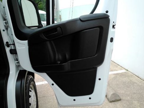 Used 2023 RAM ProMaster 2500 FWD image 15