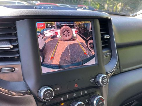 Used 2023 RAM 1500 Big Horn AWD/4WD image 30