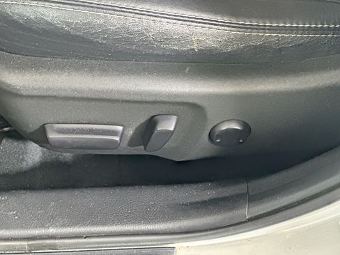Used 2013 Toyota Camry SE FWD image 13