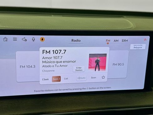 Certified 2025 Genesis GV80 2.5T Prestige image 11