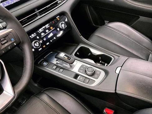 Used 2024 INFINITI QX60 Luxe w/ Vision Package image 6