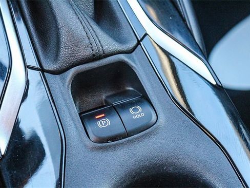 Used 2021 Toyota Corolla SE w/ Carpet Mat Package (TMS) image 36