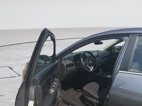 Used 2024 Nissan Sentra SV w/ All-Weather Package FWD image 9