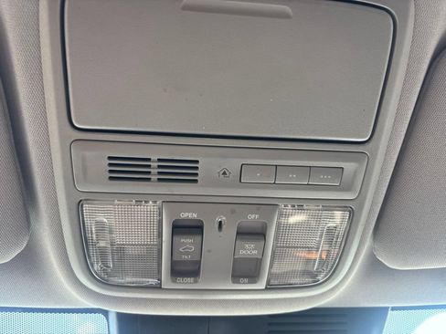 Used 2022 Honda CR-V EX-L image 30