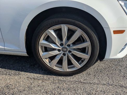 Used 2017 Audi A4 2.0T Premium FWD image 10
