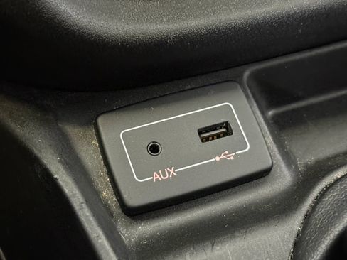 Used 2019 RAM ProMaster City Tradesman FWD image 16
