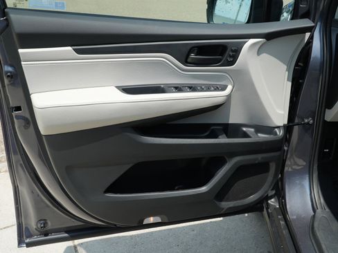 New 2026 Honda Odyssey EX-L image 13