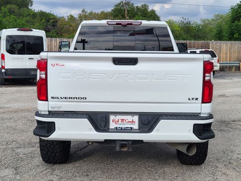 Used 2025 Chevrolet Silverado 2500 LT w/ Z71 Chrome Sport Edition AWD/4WD image 5