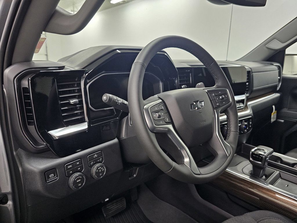New 2026 Chevrolet Silverado 1500 RST w/ All Star Edition Plus AWD/4WD image 13