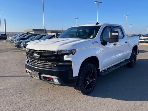 Used 2021 Chevrolet Silverado 1500 LT Trail Boss w/ Bed Protection Package image 3