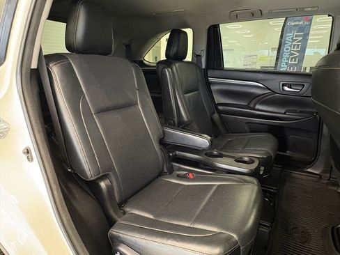 Used 2018 Toyota Highlander Limited w/ Protection Package #3 image 24