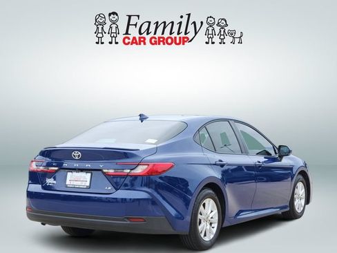 Certified 2025 Toyota Camry LE FWD image 4