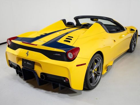Used 2015 Ferrari 458 Speciale A image 13