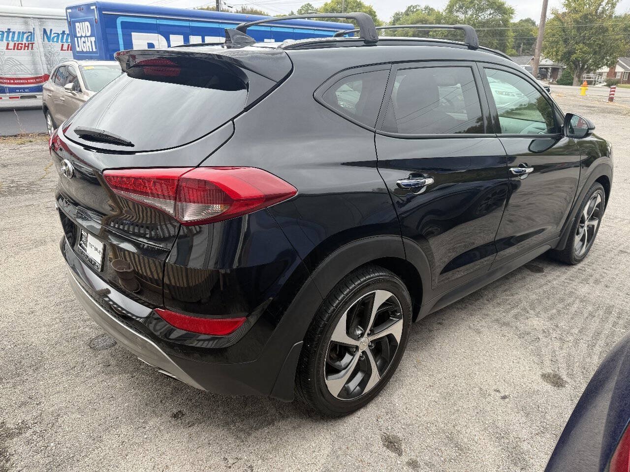 Used 2016 Hyundai Tucson Limited w/ Option Group 03 FWD image 4