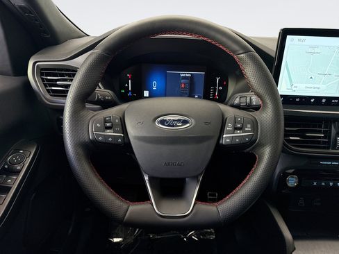 Used 2024 Ford Escape ST-Line w/ Tech Pack #1 image 12