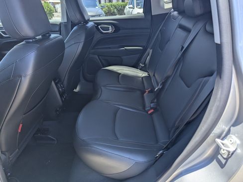Used 2022 Jeep Compass Trailhawk w/ Trailhawk Elite Group AWD/4WD image 8