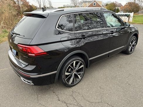 Used 2022 Volkswagen Tiguan SEL R-Line image 10