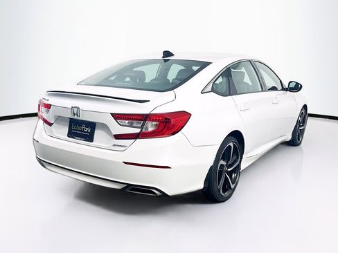 Used 2022 Honda Accord Sport image 9