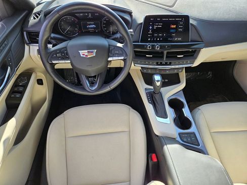 Used 2025 Cadillac CT4 Premium Luxury RWD image 12