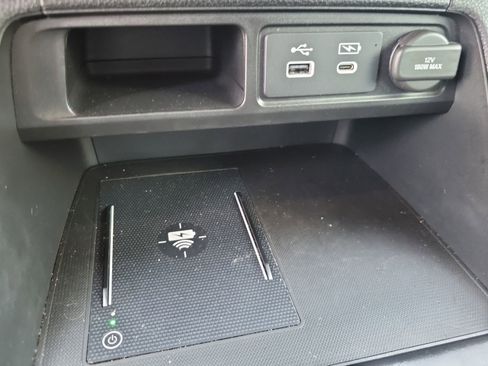 Used 2023 Honda Pilot TrailSport image 30