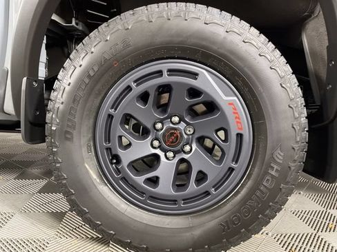 New 2026 Nissan Frontier PRO-4X w/ Tow Package AWD/4WD image 14