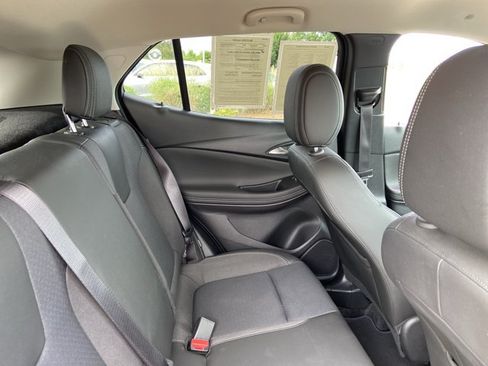 Used 2024 Buick Encore GX Preferred FWD image 21