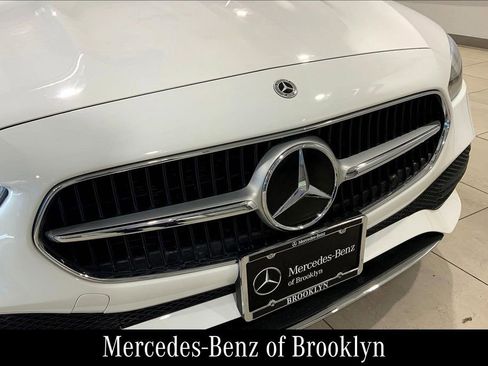 Used 2022 Mercedes-Benz C 300 4MATIC Sedan image 32