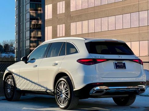 Certified 2026 Mercedes-Benz GLC 300 4MATIC image 5