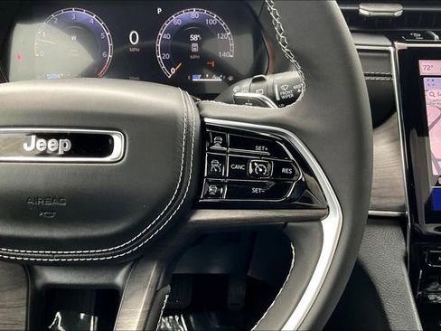 New 2025 Jeep Grand Cherokee Overland image 18