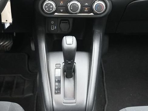 Used 2023 Nissan Versa S FWD image 21