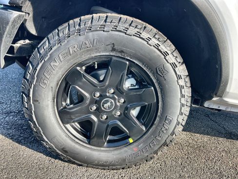 New 2025 Ford Bronco Big Bend image 12